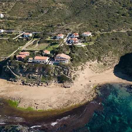 Maison Deriu - Close To The Sleeps 4 P3289