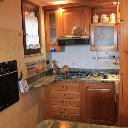 Maison Deriu - Close To The Sleeps 4 P3289 Apartament *